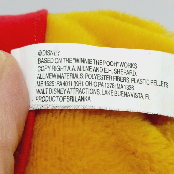 Disney's Winnie The Pooh Beanbag Plush - Disney World - Picture 9 of 10